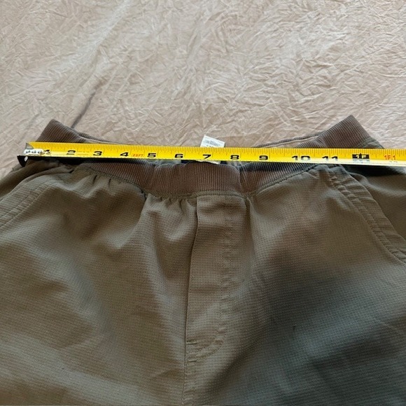 REI Boys Size Large 14-16 Green Zip Cuff Outdoor Hiking Pants Lightweight - Picture 8 of 8